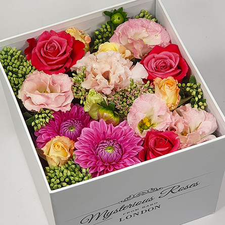 Virágposta - Somebody loves you - Van, aki szeret - Virágbox